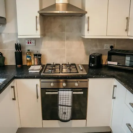 63 Westmorland St By Prestige Sa *